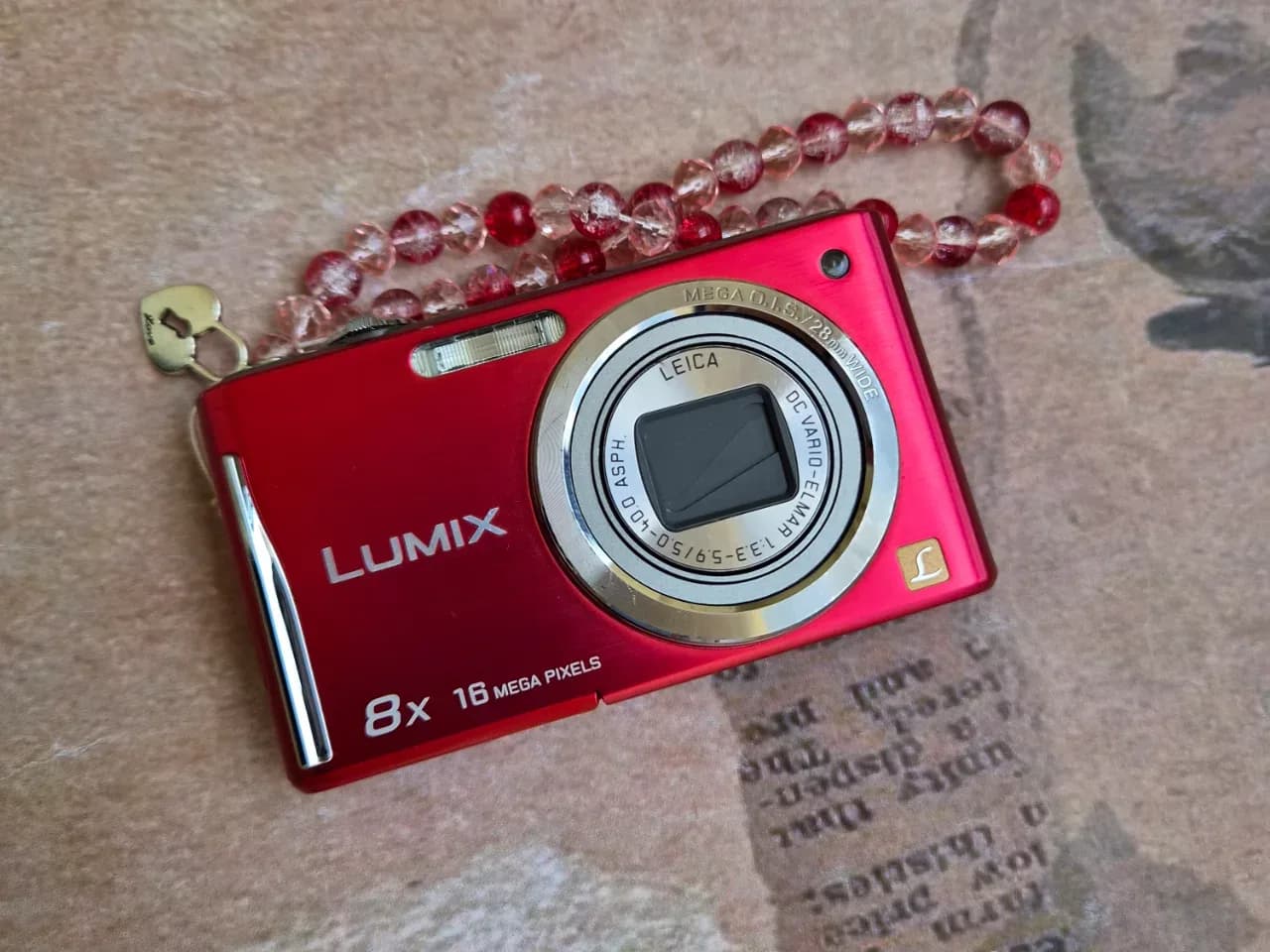 Lumix Panasonic DMC-FH25