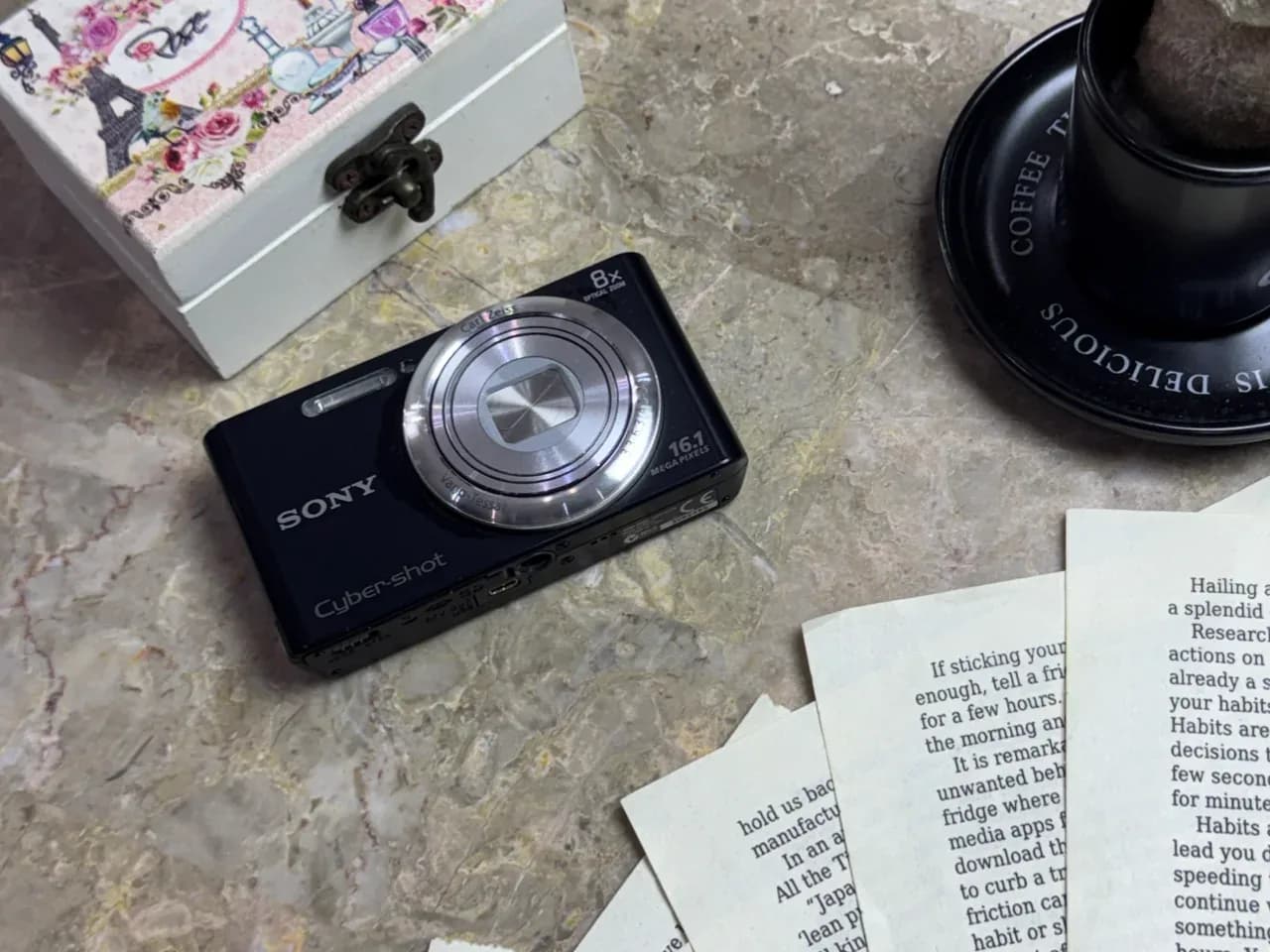 Sony Cyber-shot W730