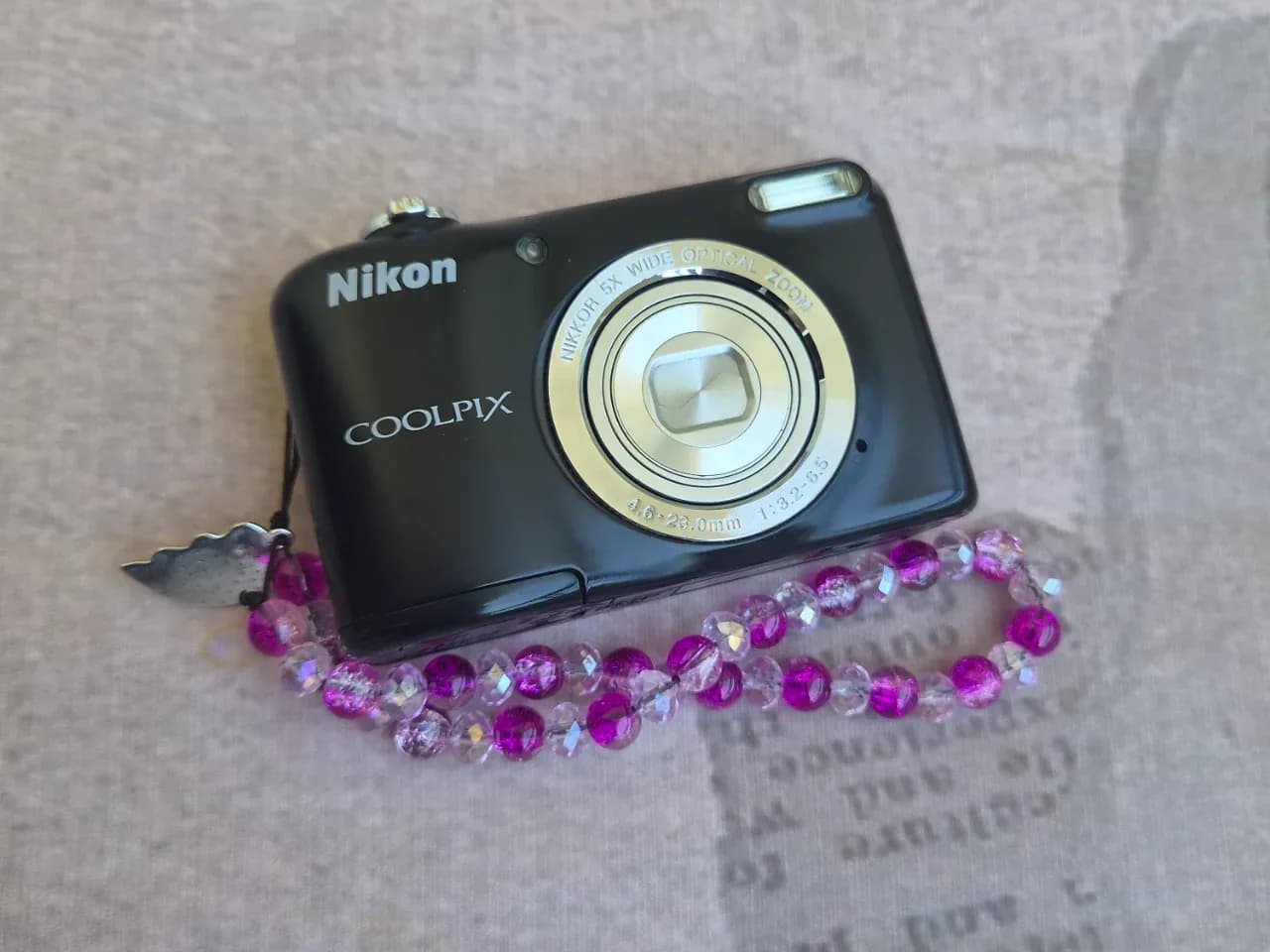 Nikon COOLPIX L27 (with box)