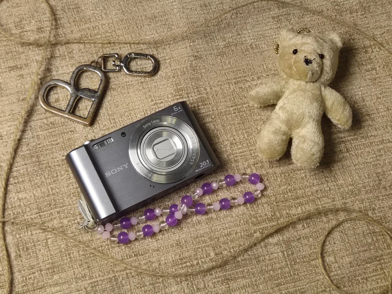 Sony Cyber-shot W810 (with box)