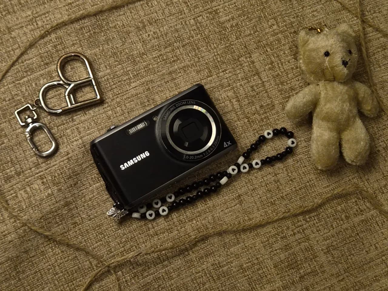 Samsung PL90 (with box)