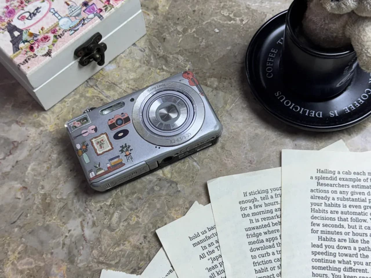 Sony Cyber-shot W710