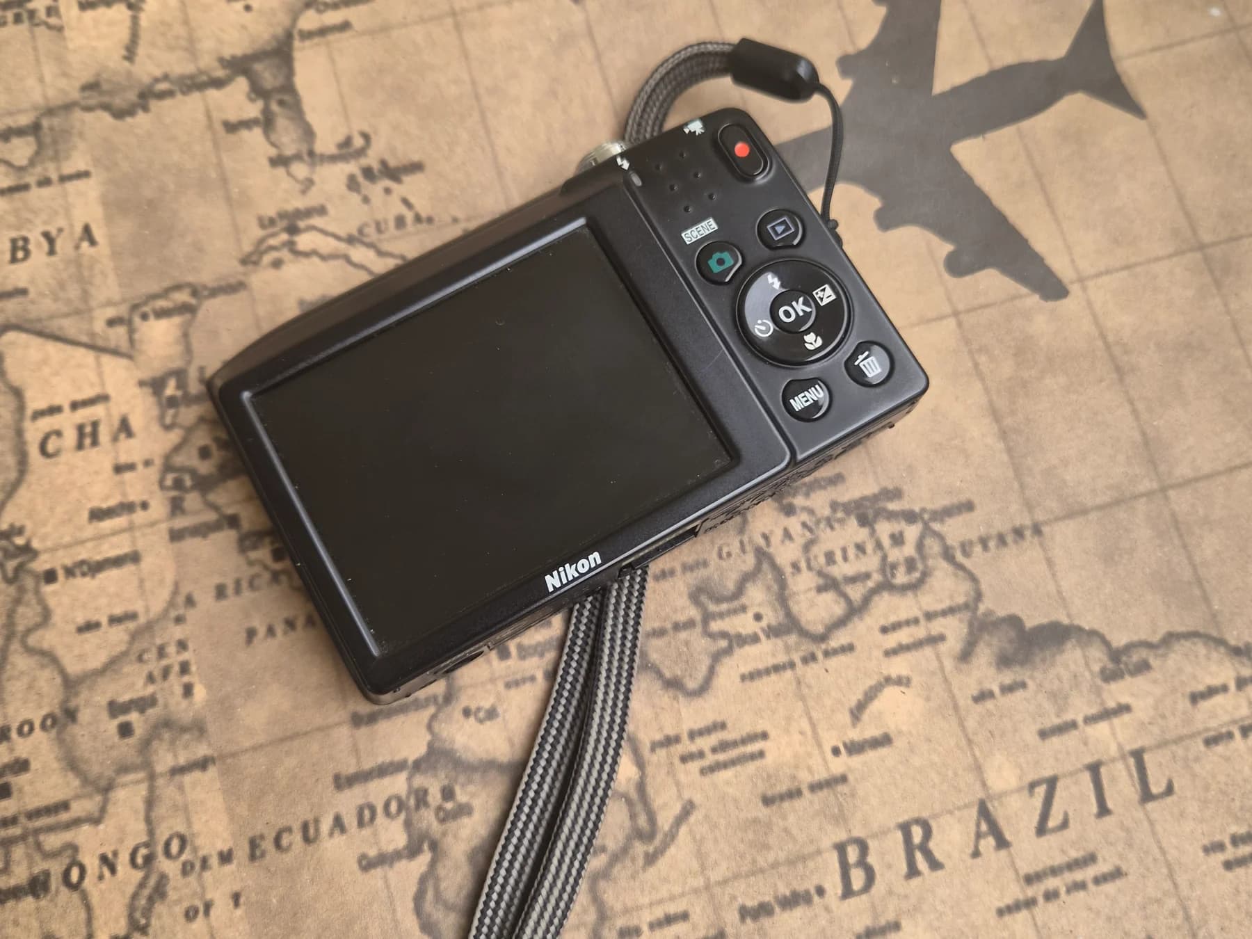 Nikon coolpix s2600 thumbnail 2