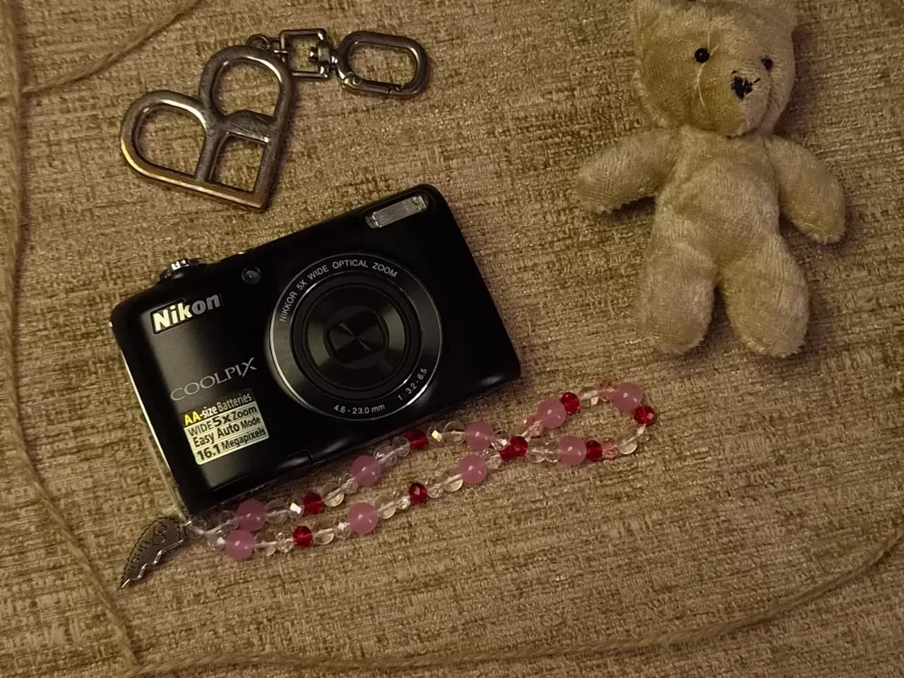 Nikon coolpix L26 (with box)