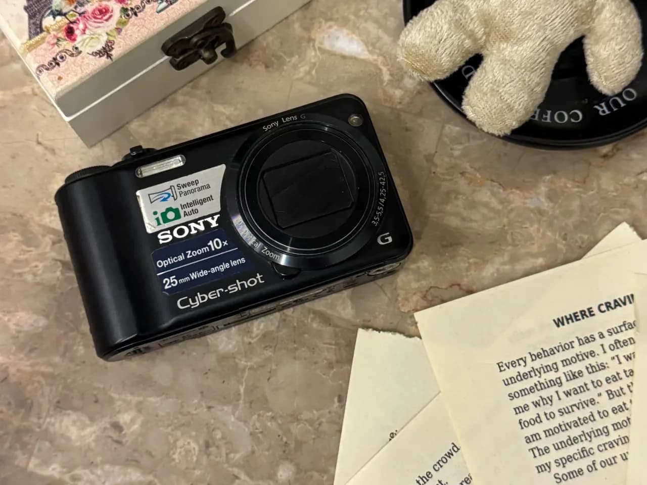 Sony Cyber-shot DSC-H55