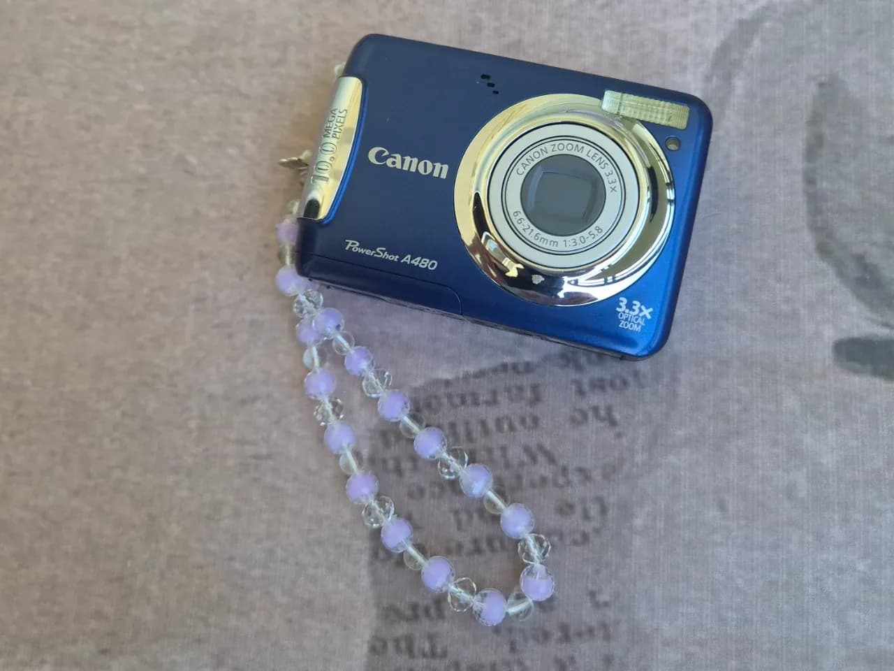 Canon PowerShot A800 (with box)